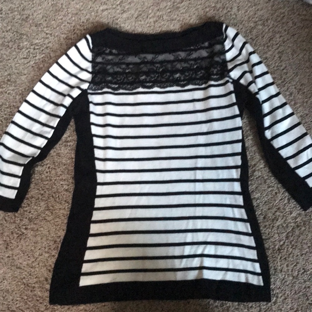 Striped 3/4 length Shirt